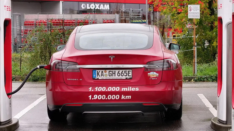 Tesla Model S смогла проехать 1,9 млн километров, но при этом пришлось заменить 13 моторов